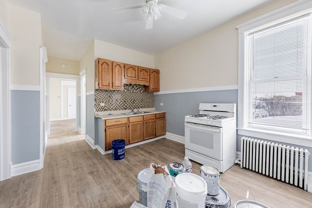 758 W 71st Street 3, Chicago, IL 60621