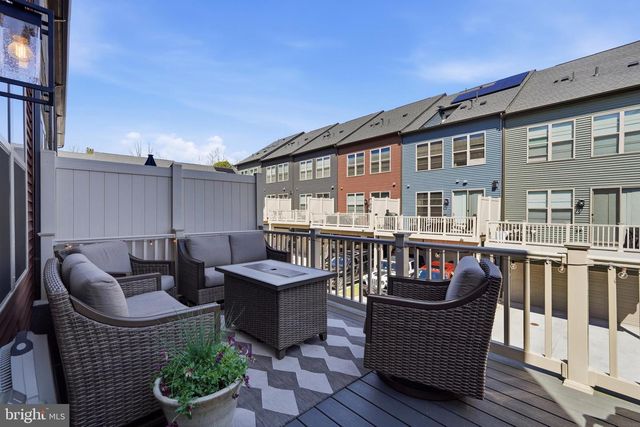 3311 STREAMLET LN, Laurel, MD 20724