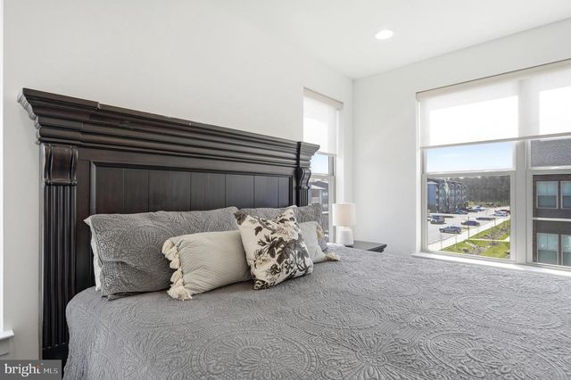 3311 STREAMLET LN, Laurel, MD 20724