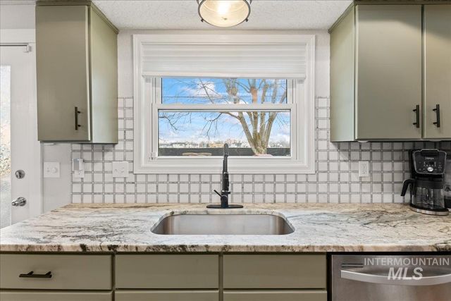 1012 Harmon Way, Middleton, ID 83644