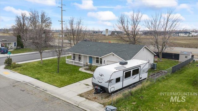 1012 Harmon Way, Middleton, ID 83644