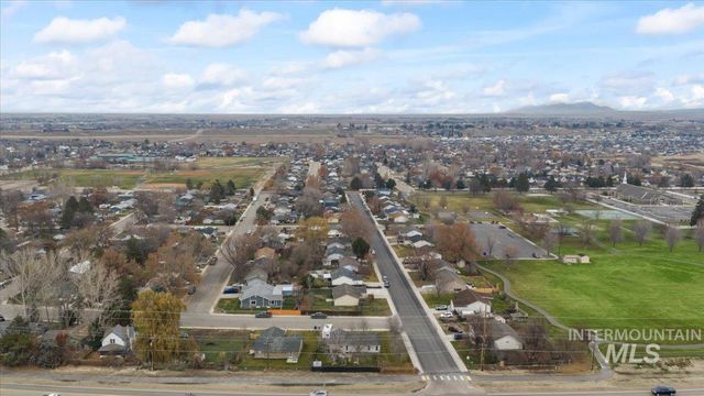 1012 Harmon Way, Middleton, ID 83644