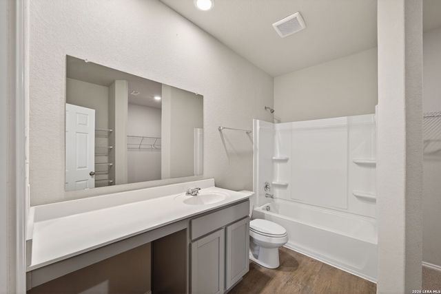 14643 Hackamore, Elmendorf, TX 78112