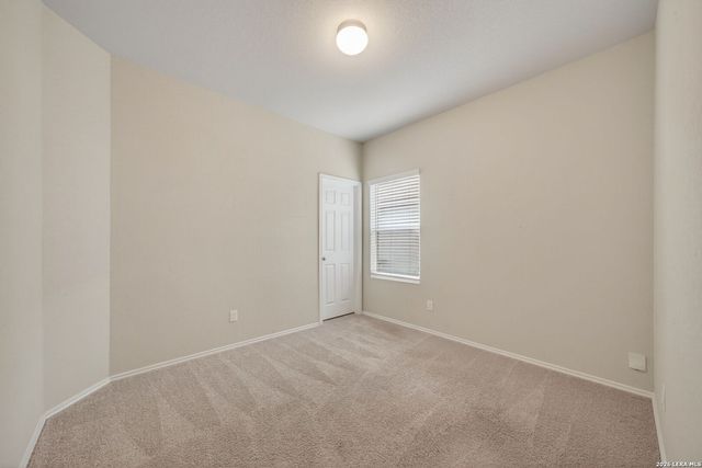 14643 Hackamore, Elmendorf, TX 78112