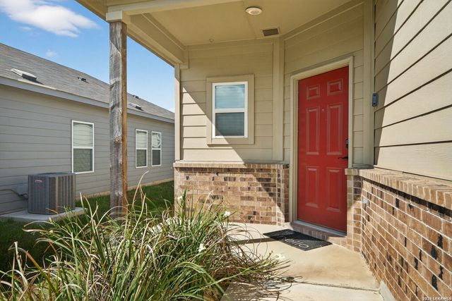 14643 Hackamore, Elmendorf, TX 78112