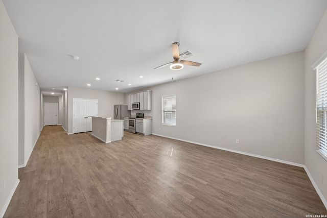 14643 Hackamore, Elmendorf, TX 78112