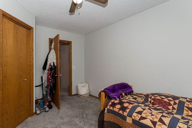 4367 Winston Place, Bettendorf, IA 52722