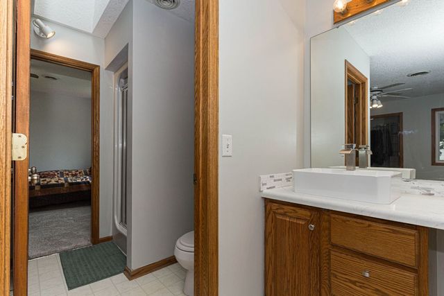 4367 Winston Place, Bettendorf, IA 52722