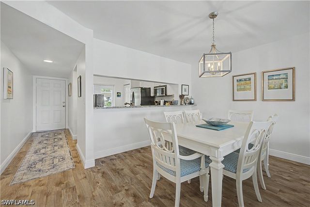 7065 Dennis CIR F103, Naples, FL 34104