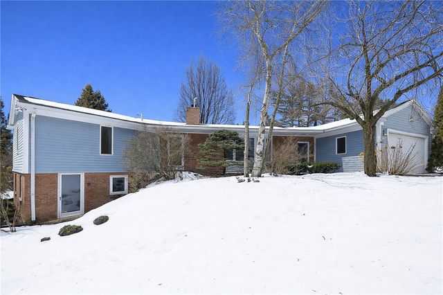 2 Hilltop Drive, Pittsford, NY 14534