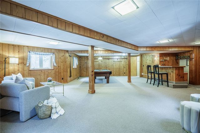 2 Hilltop Drive, Pittsford, NY 14534