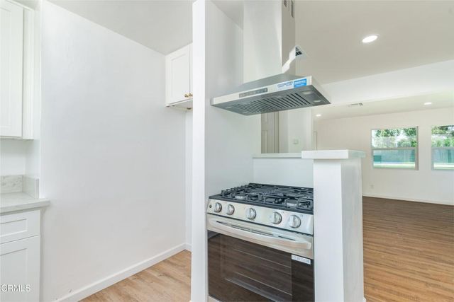 2907 Truxtun Avenue, Bakersfield, CA 93301