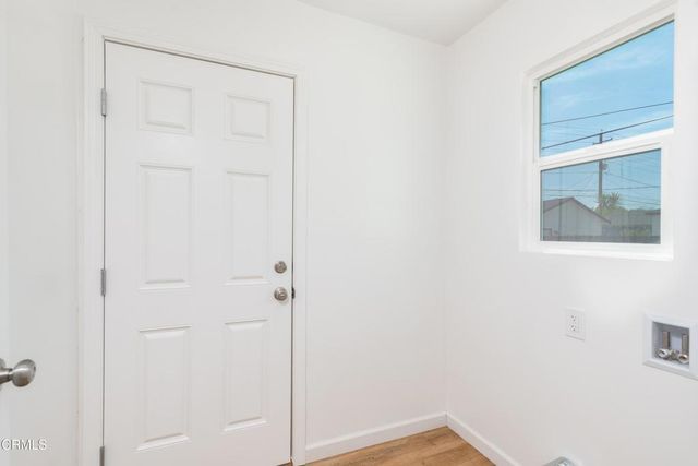 2907 Truxtun Avenue, Bakersfield, CA 93301