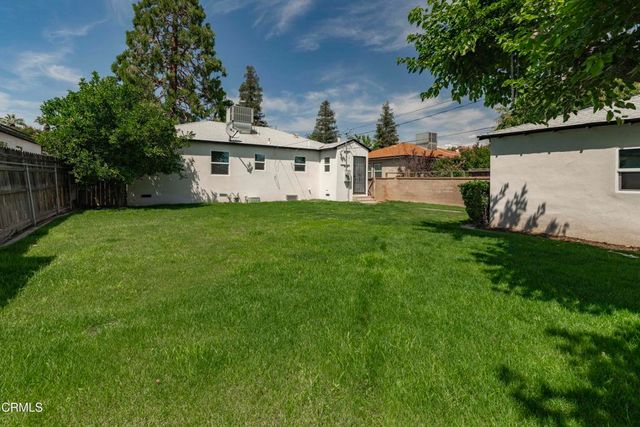 2907 Truxtun Avenue, Bakersfield, CA 93301