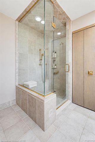 1743 Beechwood Way, Bloomfield Hills, MI 48302
