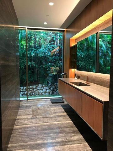 195 Via Marina, Palm Beach, FL 33480