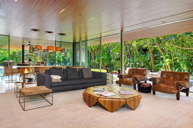 195 Via Marina, Palm Beach, FL 33480