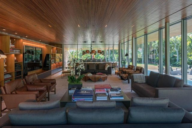 195 Via Marina, Palm Beach, FL 33480