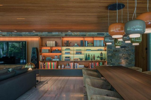 195 Via Marina, Palm Beach, FL 33480