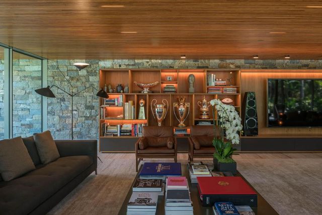 195 Via Marina, Palm Beach, FL 33480