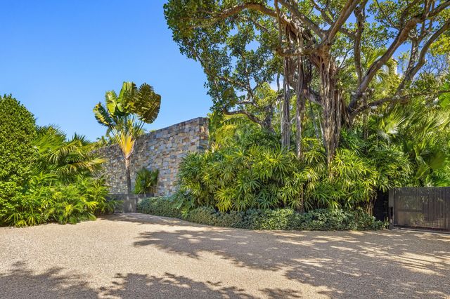 195 Via Marina, Palm Beach, FL 33480
