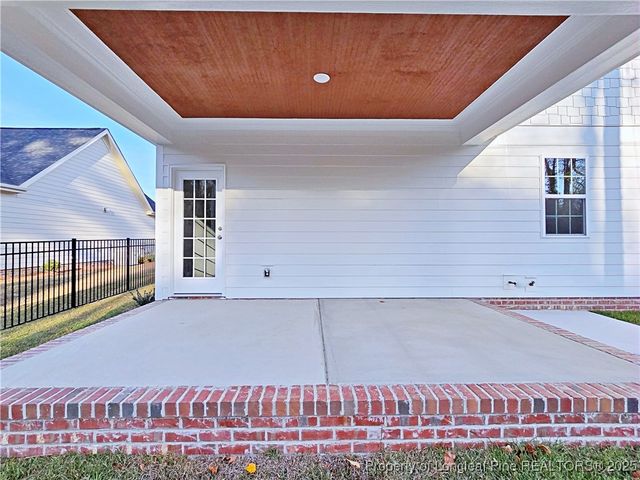 1814 Fordham Drive, Fayetteville, NC 28304