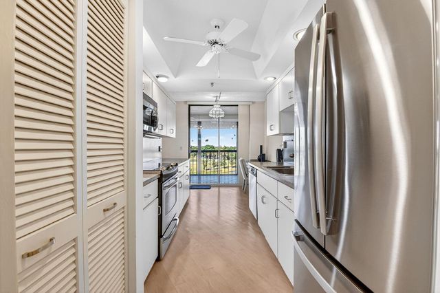 5279 Fountains Drive S 604, Lake Worth, FL 33467