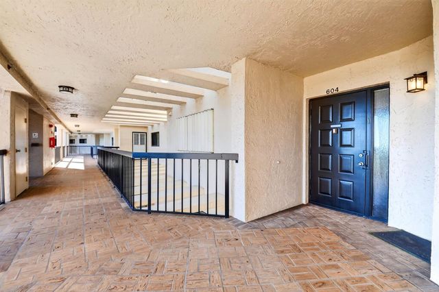 5279 Fountains Drive S 604, Lake Worth, FL 33467