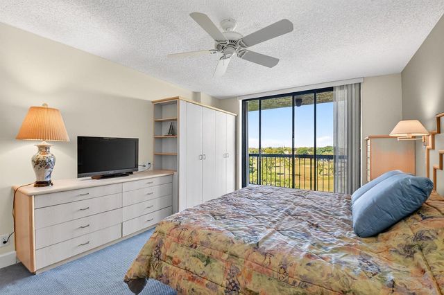 5279 Fountains Drive S 604, Lake Worth, FL 33467