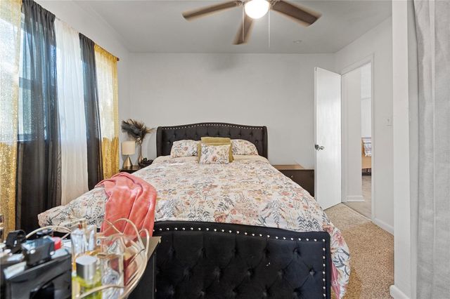 1009 SE 20TH STREET, Gainesville, FL 32641