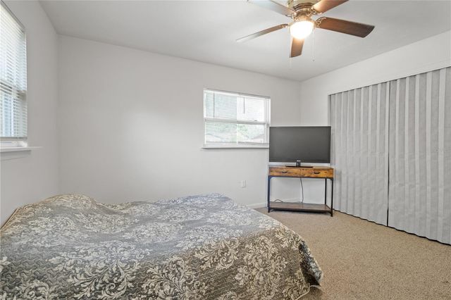 1009 SE 20TH STREET, Gainesville, FL 32641