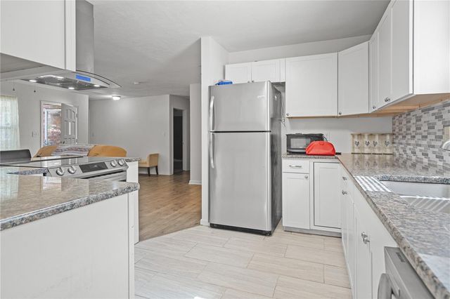1009 SE 20TH STREET, Gainesville, FL 32641