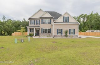 125 Colonial Post Road, Jacksonville, NC 28546