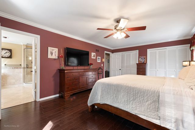 32W050 Cedar Lane, Wayne, IL 60184