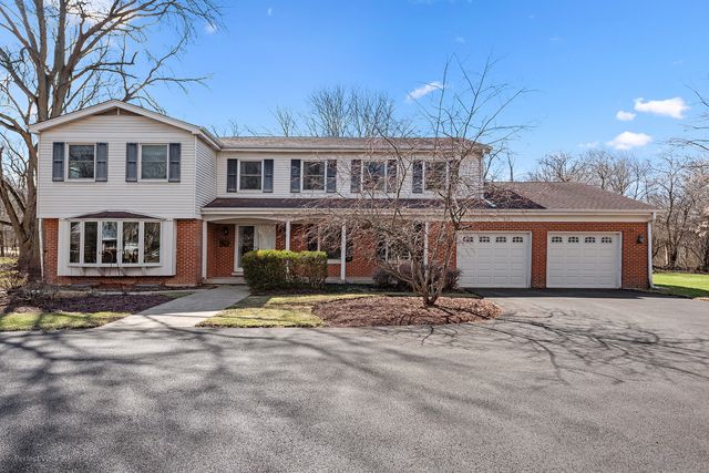 32W050 Cedar Lane, Wayne, IL 60184