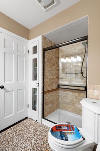 32W050 Cedar Lane, Wayne, IL 60184