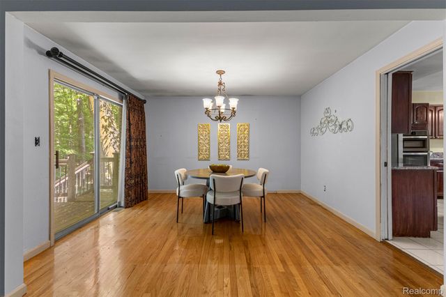 21257 Woodfarm Drive, Farmington Hills, MI 48167