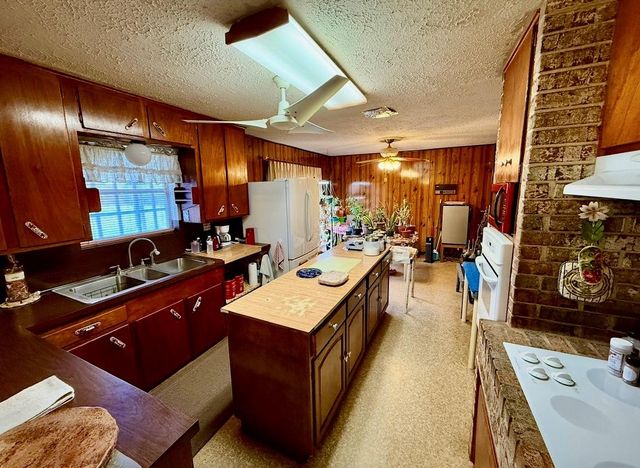 12018 Bexhill Drive, Houston, TX 77065