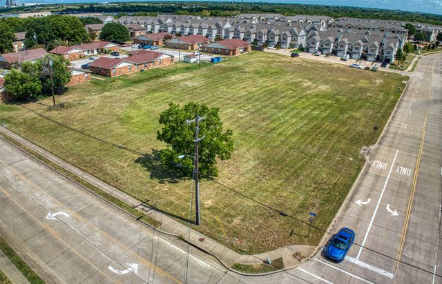 TBD 14th Street, Midlothian, TX 76065