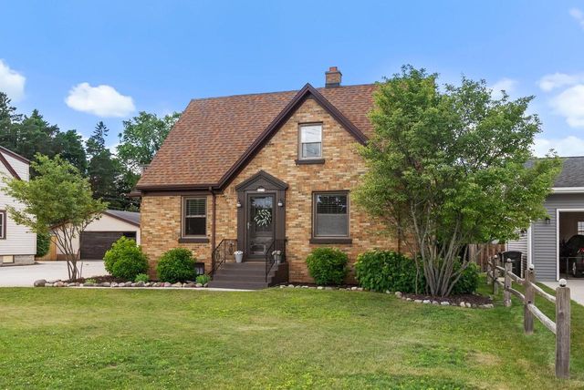 4218 S 12th STREET, Sheboygan, WI 53081