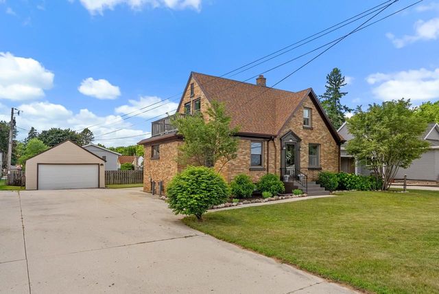 4218 S 12th STREET, Sheboygan, WI 53081