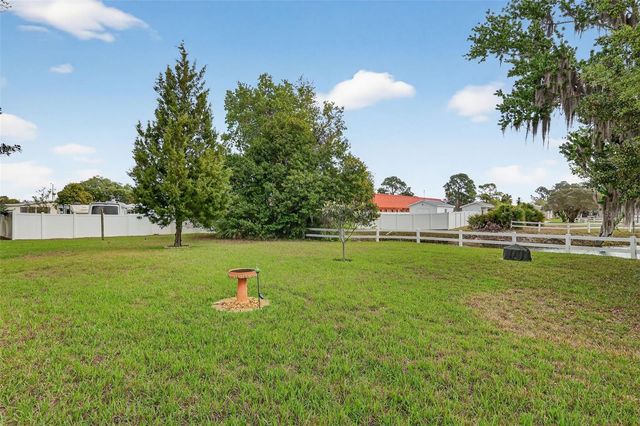 469 SANTA FE ROAD, Tavares, FL 32778