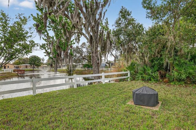 469 SANTA FE ROAD, Tavares, FL 32778