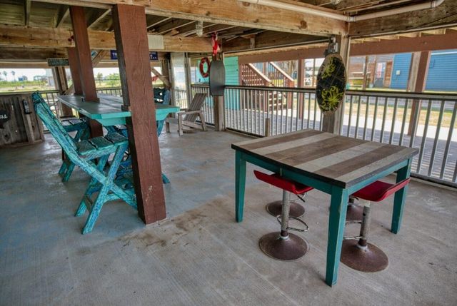 1249 County Road 202, Sargent, TX 77414