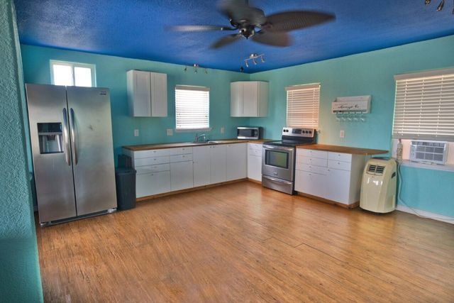 1249 County Road 202, Sargent, TX 77414