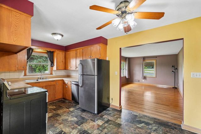 5930 W County Line ROAD, Mequon, WI 53092