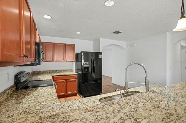 11837 THICKET WOOD DRIVE, Riverview, FL 33579