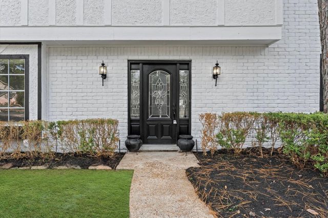 1123 Suwanee Lane, Houston, TX 77090