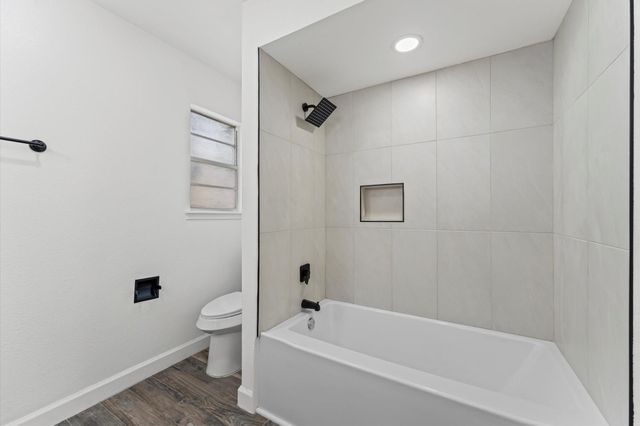 1123 Suwanee Lane, Houston, TX 77090