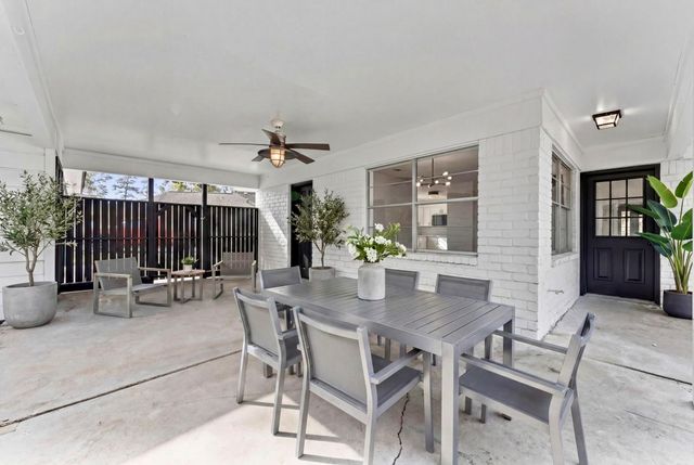 1123 Suwanee Lane, Houston, TX 77090